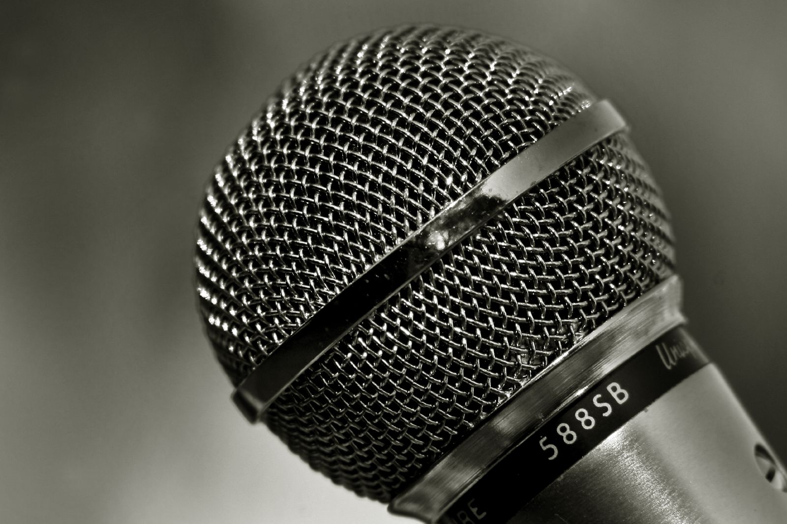 Best Live Vocal Microphones Microphone Geeks